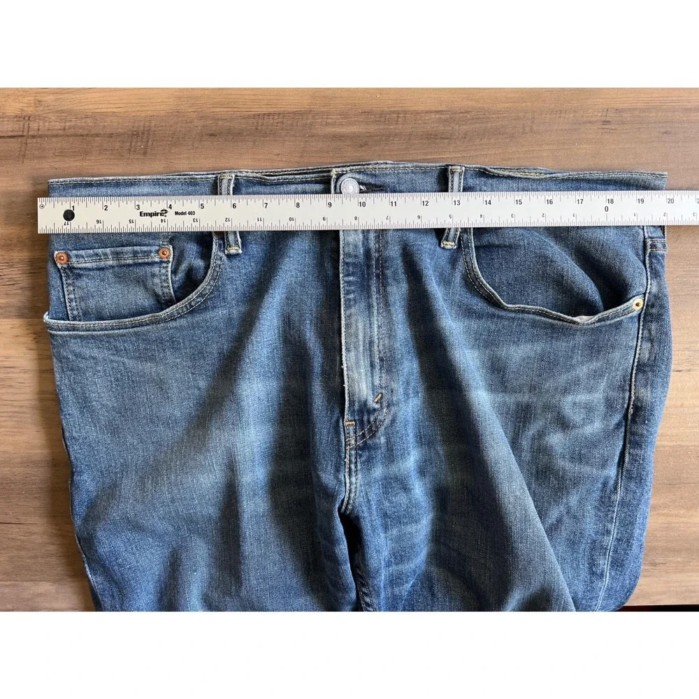 Levi's 559 Relaxed‎ Straight Jeans Blue 38 Waist 31 Inseam EUC
